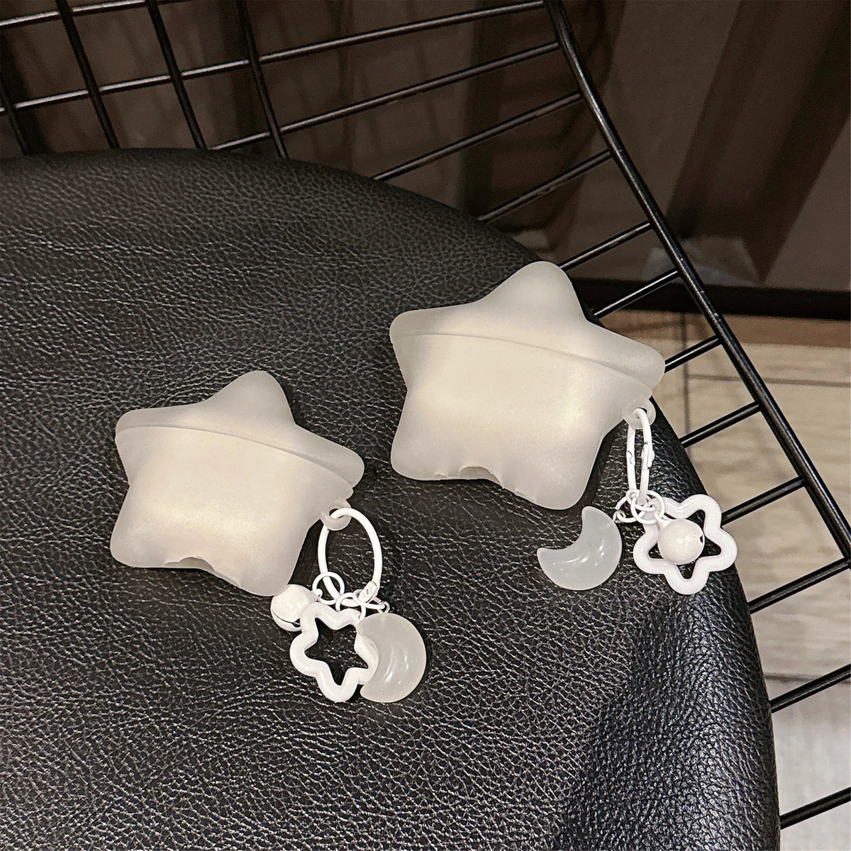 Glow in Dark Star Silicone Earphone Case Luminous Pendant Lanyard Anti-drop Protector 2025 for AirPods Pro3 2 1 Pro 4 3 2 Cover